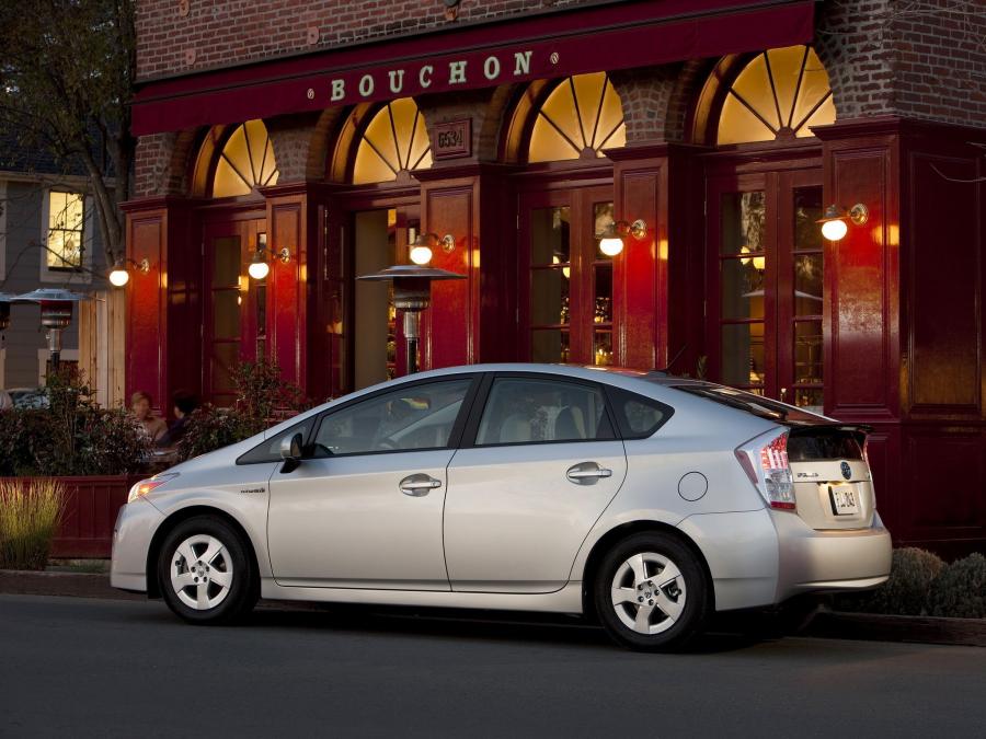  Toyota Prius 2009 года  (US) (фото 19 из 30)